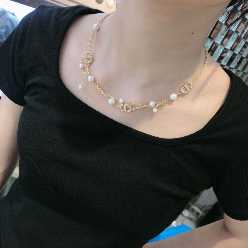 chr1st1an D10r necklaces